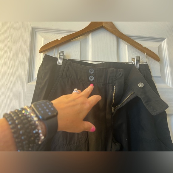 The North Face hiking cargo outdoor pants size 12 - Picture 14 of 16